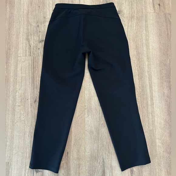 Lululemon On The Move Black Pants - Picture 6 of 10